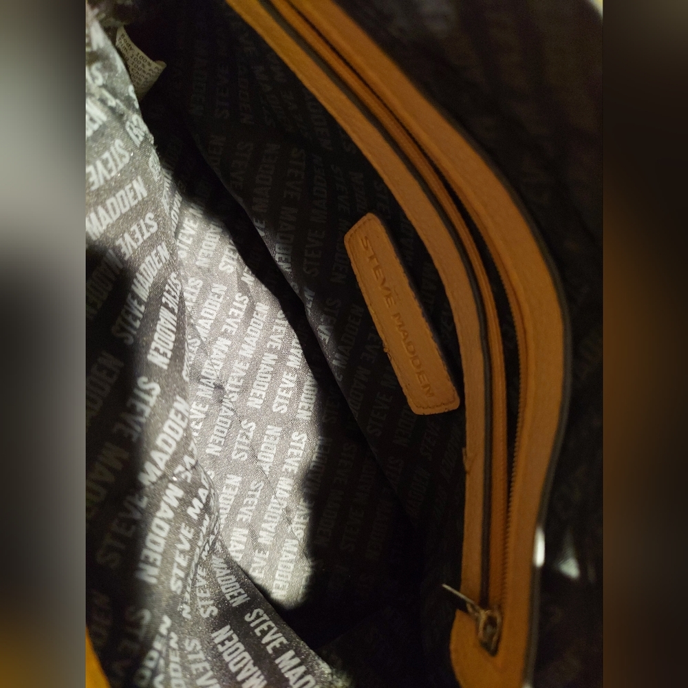 Steve Madden Purse - Picture 2 of 4